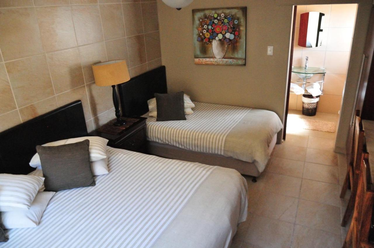 Mi Casa Guest House Uitenhage Екстер'єр фото