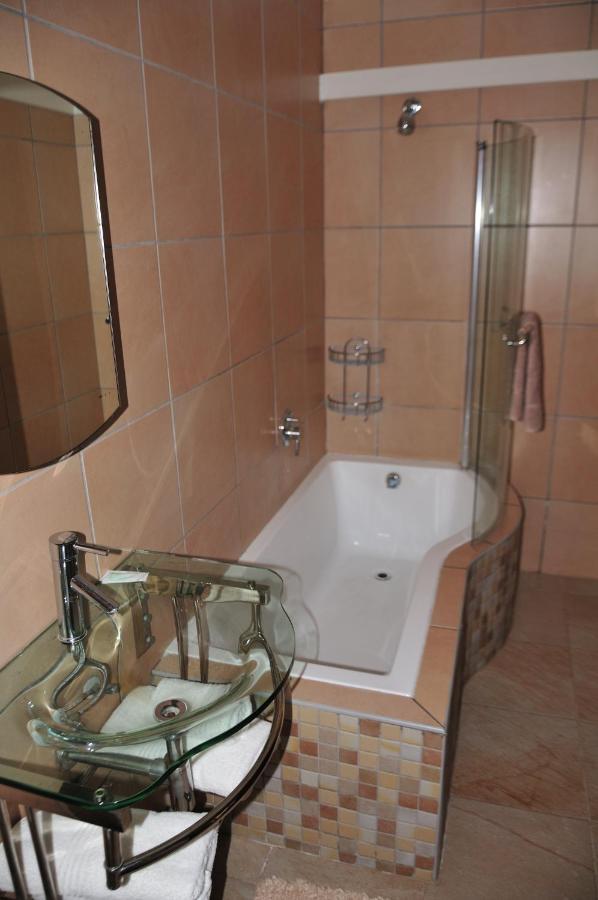 Mi Casa Guest House Uitenhage Екстер'єр фото