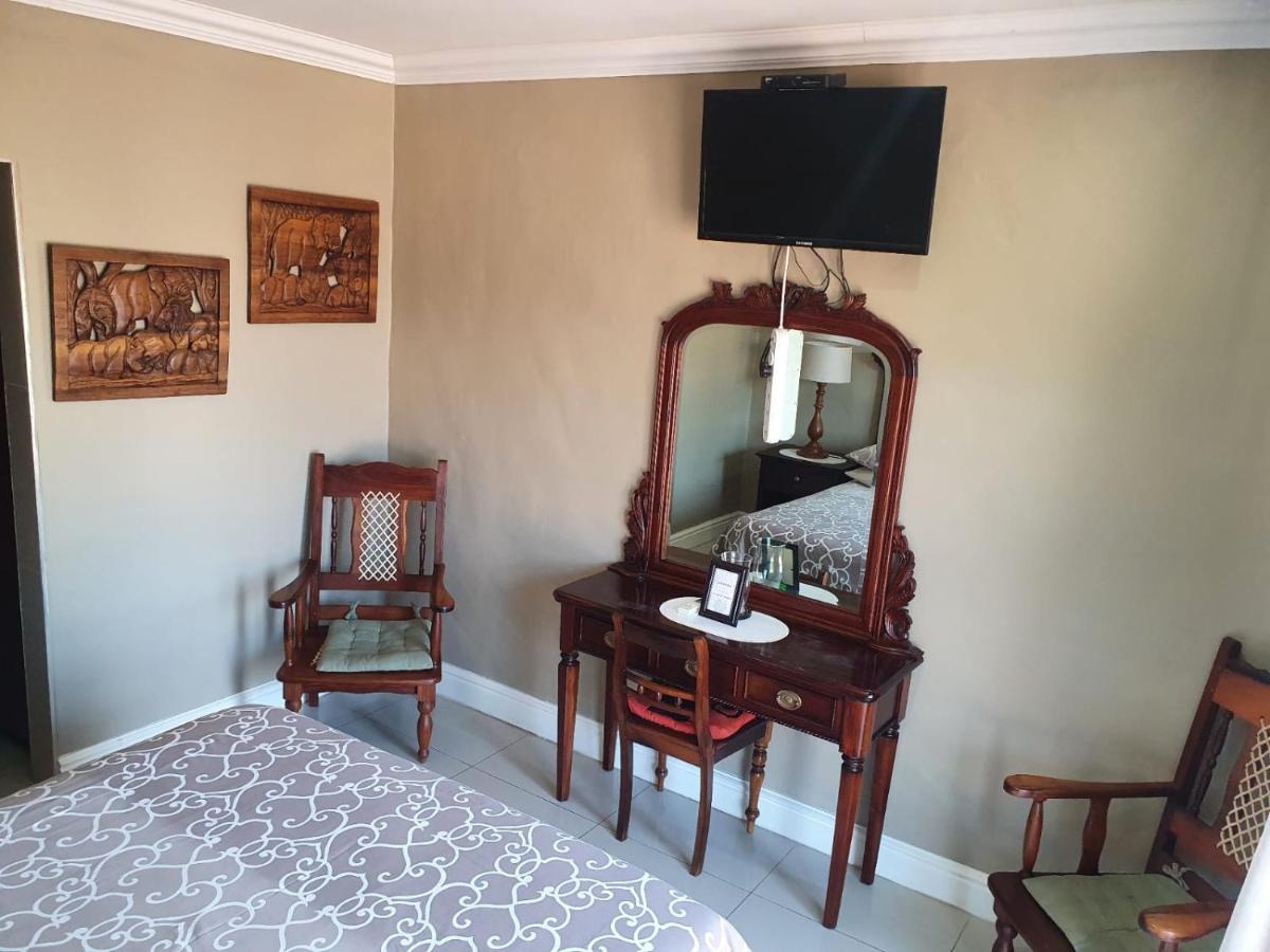 Mi Casa Guest House Uitenhage Екстер'єр фото